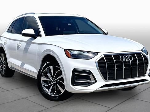 Used 2021 Audi Q5 2.0T Premium Plus w/ Premium Plus Package AWD/4WD image 3