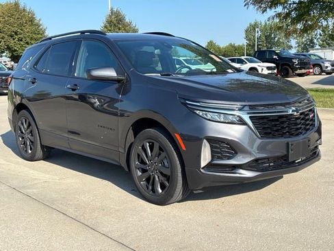 Used 2023 Chevrolet Equinox RS AWD/4WD image 4