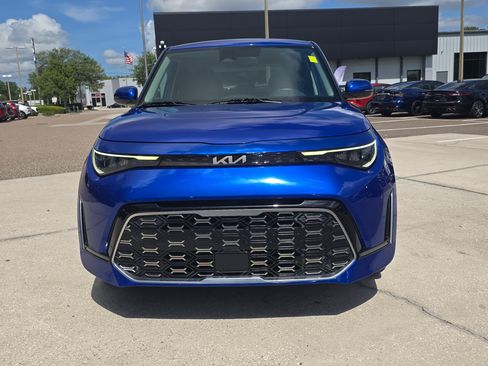 Certified 2023 Kia Soul GT-Line w/ GT-Line Technology Package FWD image 2