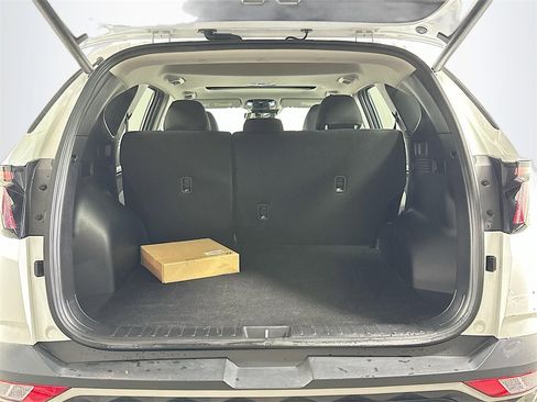 Used 2022 Hyundai Tucson SEL w/ Convenience Package image 16