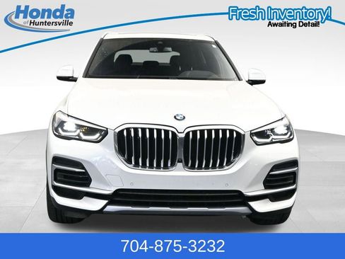 Used 2023 BMW X5 xDrive40i w/ Premium Package AWD/4WD image 3