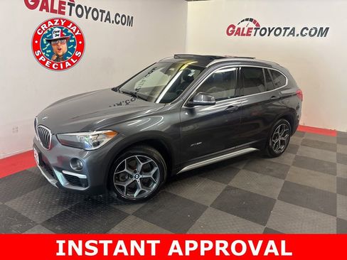 Used 2018 BMW X1 xDrive28i AWD/4WD image 1