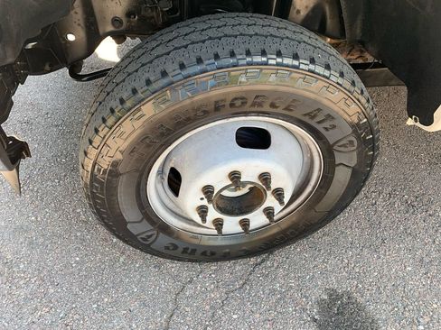 Used 2014 Ford F350 XL w/ Power Equipment Group AWD/4WD image 9