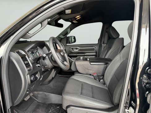 Used 2025 RAM 1500 Big Horn RWD image 10