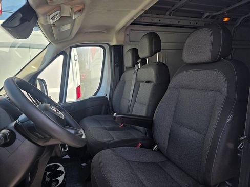 Used 2023 RAM ProMaster 3500 w/ Driver Convenience Group FWD image 10