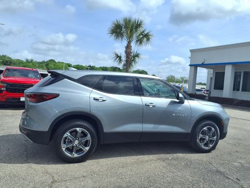 Used 2025 Chevrolet Blazer LT image 21
