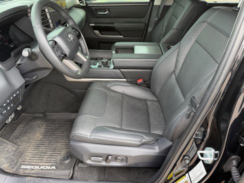 Used 2023 Toyota Sequoia Limited w/ TRD Off-Road Package AWD/4WD image 10