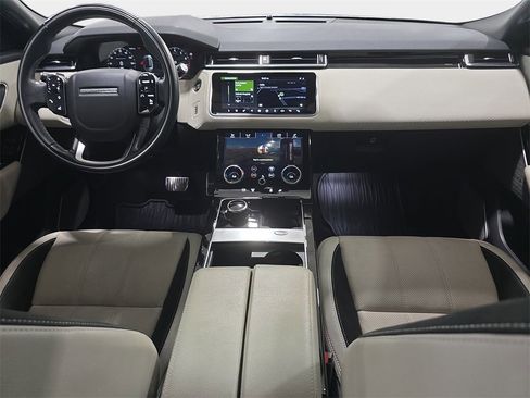 Used 2019 Land Rover Range Rover Velar R-Dynamic SE image 10