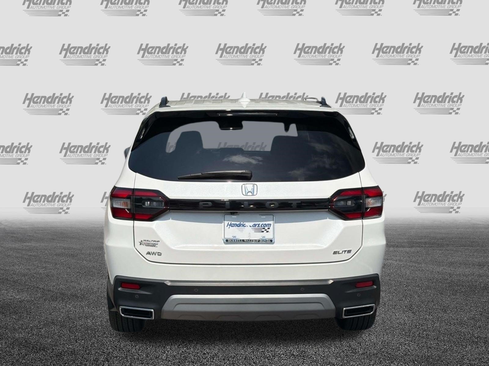 Used 2025 Honda Pilot Elite image 8