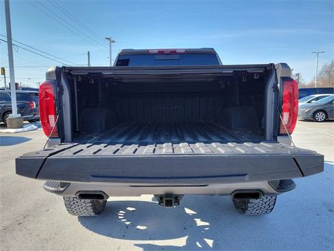 Used 2021 GMC Sierra 1500 AT4 w/ AT4 Premium Package image 12