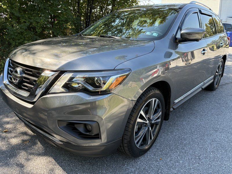 Used 2019 Nissan Pathfinder Platinum AWD/4WD image 1