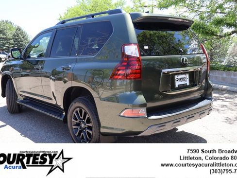 Used 2022 Lexus GX 460 w/ Black Line Special Edition AWD/4WD image 4