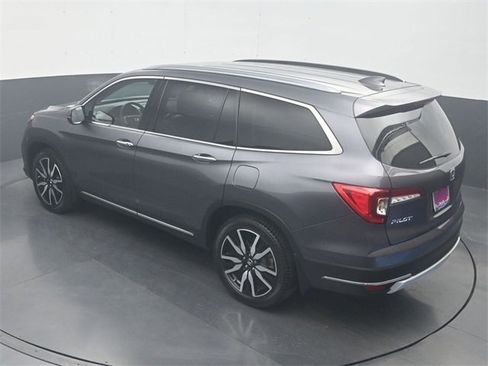 Certified 2021 Honda Pilot Touring image 23