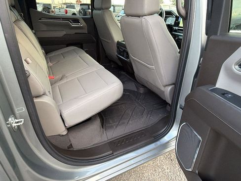 Certified 2024 Chevrolet Silverado 1500 LTZ AWD/4WD image 18