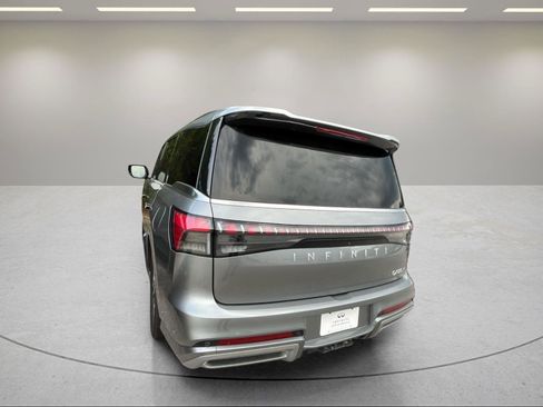 Used 2025 INFINITI QX80 Sensory AWD/4WD image 15