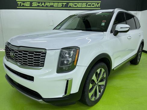 Used 2021 Kia Telluride EX w/ EX Premium Package image 5
