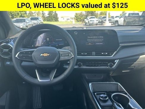 New 2026 Chevrolet Equinox LT image 3