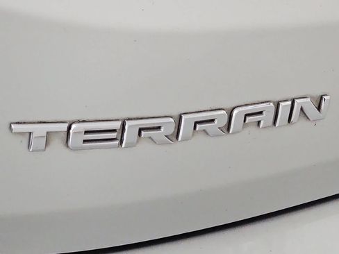 Used 2018 GMC Terrain SLT AWD/4WD image 12