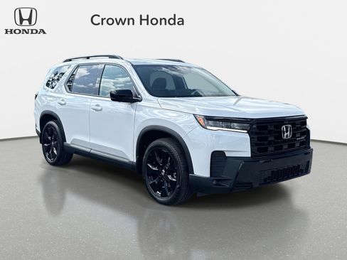 New 2026 Honda Pilot Black Edition image 3