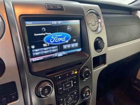 Used 2014 Ford F150 FX4 w/ Equipment Group 402A Luxury image 13