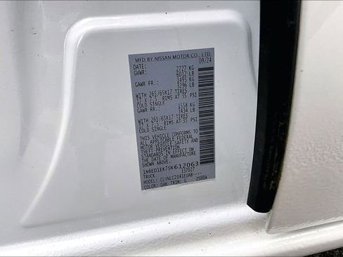 Certified 2025 Nissan Frontier SV w/ SV Convenience Package image 16