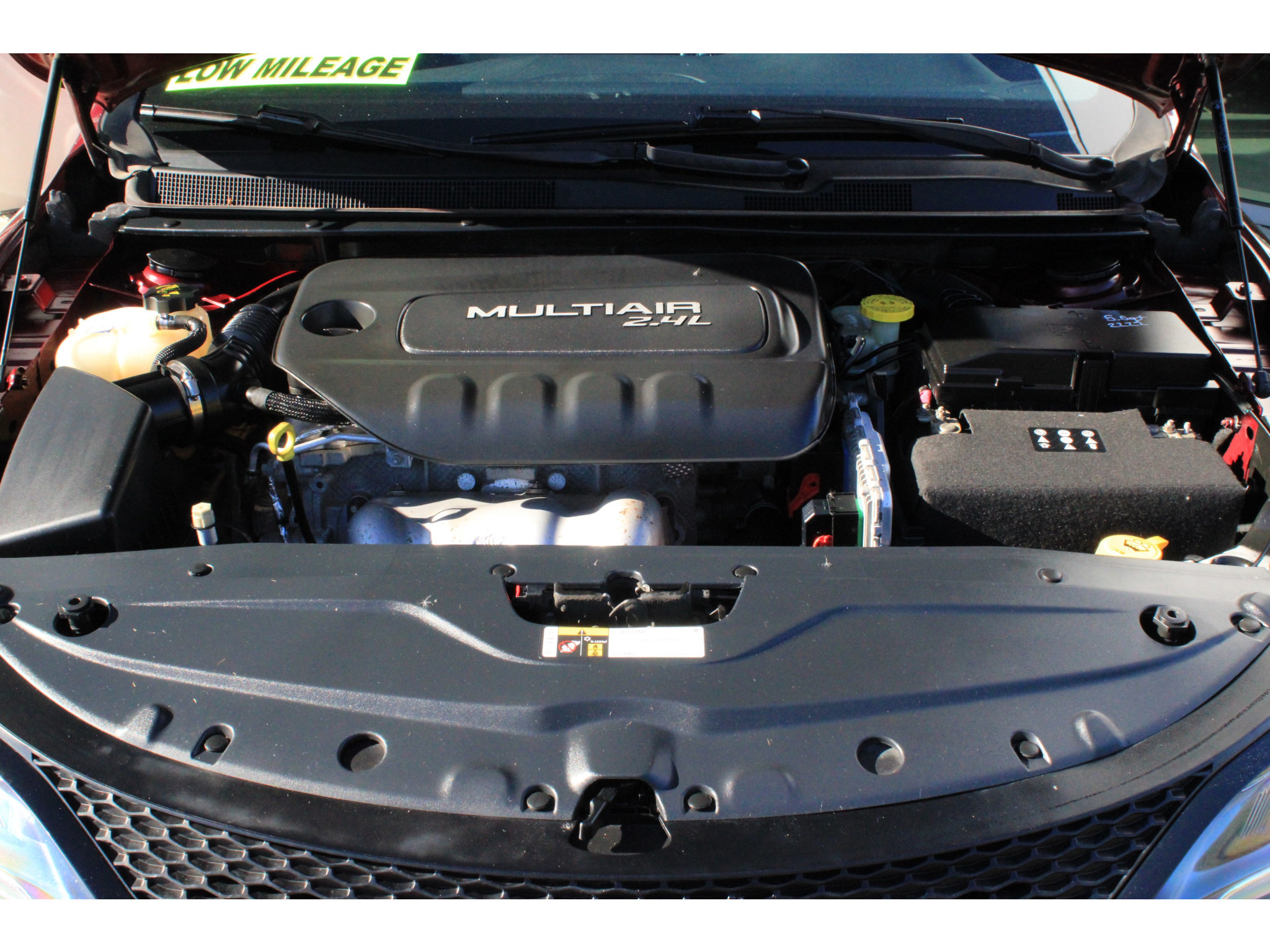 Used 2016 Chrysler 200 S w/ Comfort Group FWD image 39