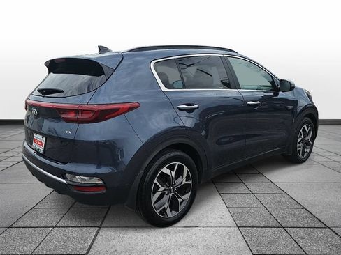 Used 2022 Kia Sportage EX w/ EX Technology Package FWD image 5