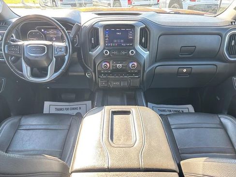 Used 2021 GMC Sierra 3500 Denali w/ Denali Ultimate Package AWD/4WD image 21