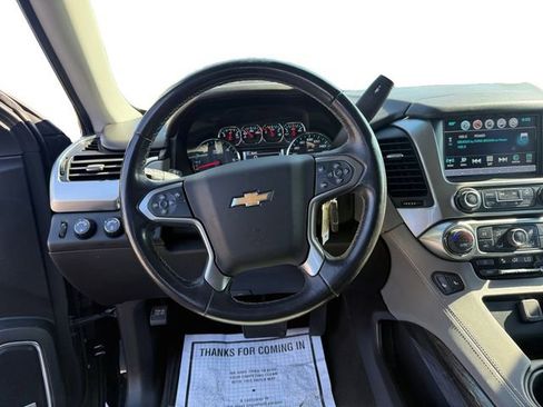 Used 2018 Chevrolet Suburban LT AWD/4WD image 12