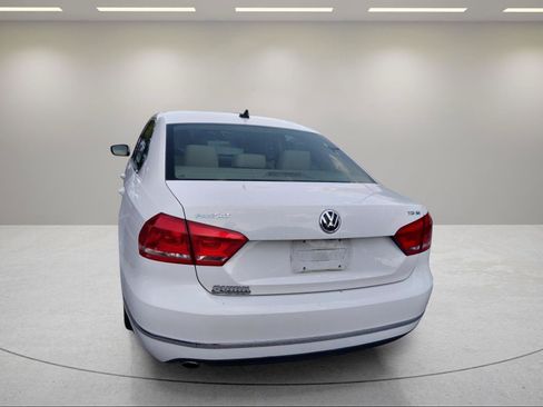 Used 2015 Volkswagen Passat TDI SE FWD image 10