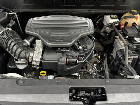 Used 2024 Cadillac XT6 Premium Luxury image 39