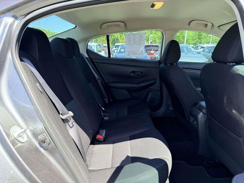 Used 2025 Nissan Sentra SV w/ All-Weather Package FWD image 11