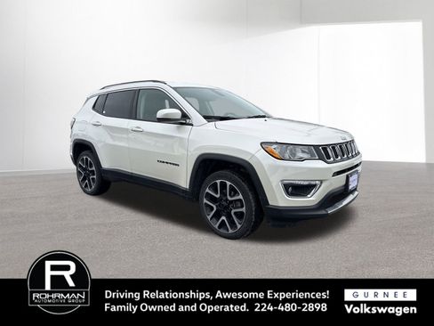Used 2017 Jeep Compass Limited w/ Navigation Group image 2
