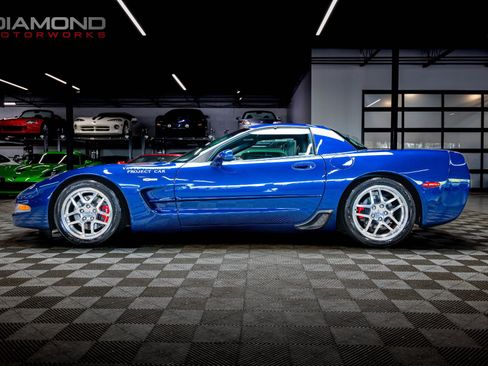 Used 2004 Chevrolet Corvette Z06 w/ Z06 Preferred Equipment Group RWD image 7