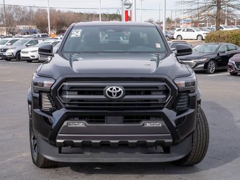 Certified 2024 Toyota Tacoma SR5 image 2