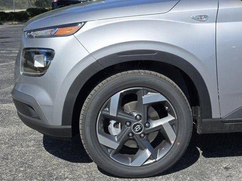 New 2026 Hyundai Venue SEL image 5