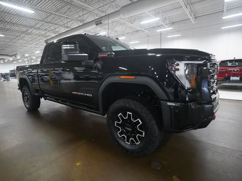 Used 2026 GMC Sierra 2500 AT4X AWD/4WD image 36