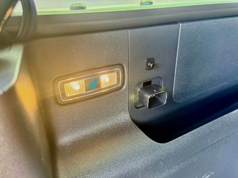 Used 2025 Ford Bronco Raptor AWD/4WD image 19