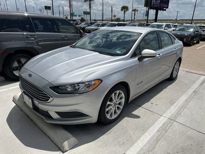 Used 2017 Ford Fusion SE