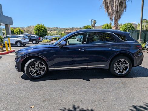 Used 2024 Genesis GV70 2.5T w/ Advanced Package AWD/4WD image 5