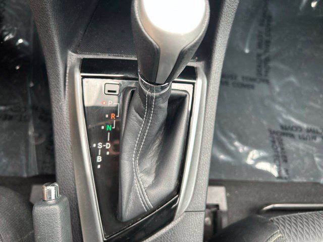 Used 2017 Toyota Corolla LE w/ Carpet Mat Package (TMS) FWD image 27