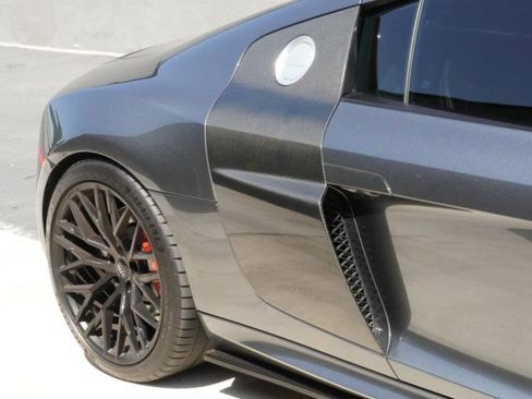 Used 2012 Audi R8 V10 AWD/4WD image 40
