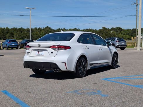 Used 2024 Toyota Corolla SE FWD image 5