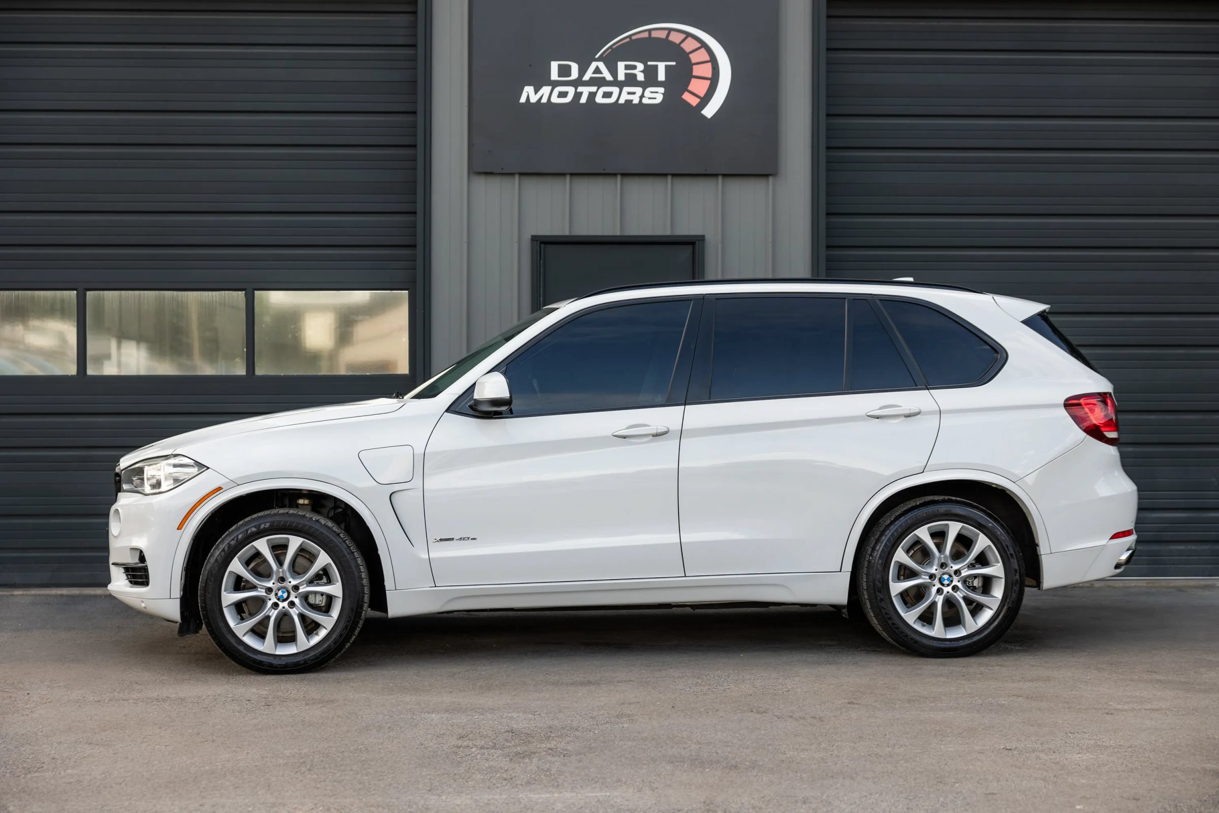 Used 2016 BMW X5 xDrive40e AWD/4WD image 4