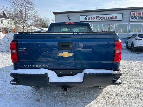 Used 2017 Chevrolet Silverado 1500 W/T w/ Trailering Package image 4