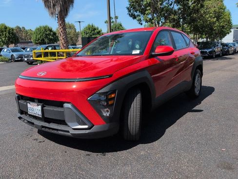 Certified 2026 Hyundai Kona SE FWD image 4