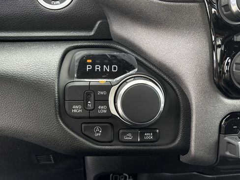 New 2026 RAM 1500 Warlock AWD/4WD image 19