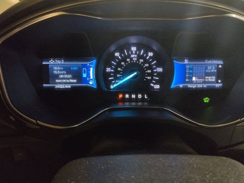 Used 2018 Ford Fusion S image 23