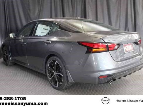 New 2025 Nissan Altima 2.5 SR w/ SR Premium Package image 15