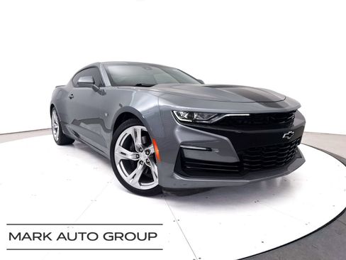 Used 2019 Chevrolet Camaro SS RWD image 1